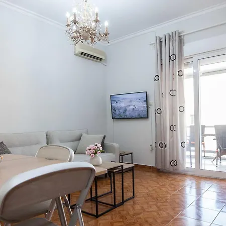 Central 2 Bd Apt With Balcony By Monastiraki Apartment *