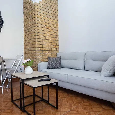 Central 2 Bd Apt With Balcony By Monastiraki Apartment