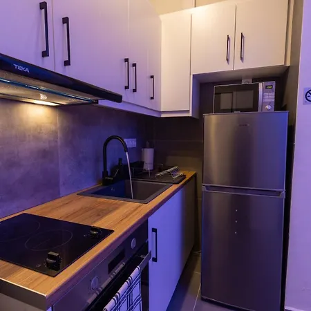 Center Retreat Apartment Athens
