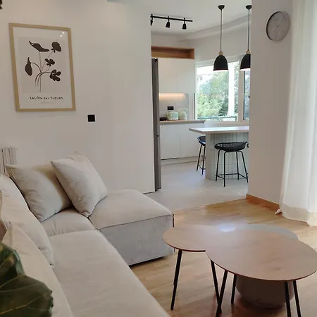 Mint - Modern In The Heart Of Chalandri * Atenas