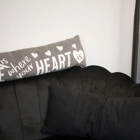 Stylish & Elegant In Pagrati Athens