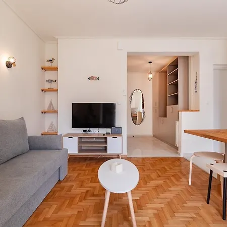 Kalamaki Apartment