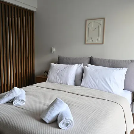 Luxury Sanctuary- Amazing Sea View - Access Athens