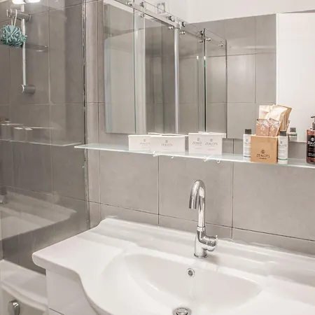 Apartment Mets Souites *