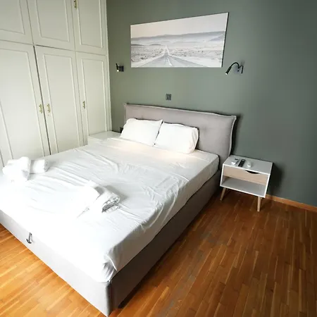 Apartment Modern Athenian Penthouse