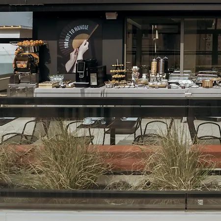 فندق Vision Omonia, أثينا