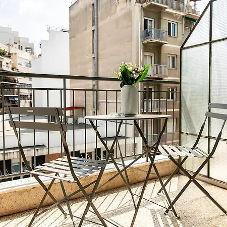Aparthotel Aris123 By Smart Cozy - In The Heart Of - 5 Minutes From Metro - Available 24hr Athene