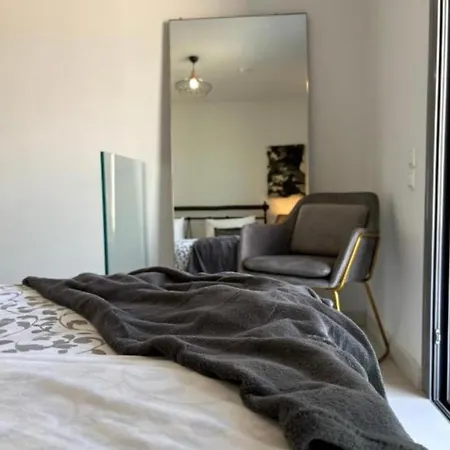 Apartment Luxury Maisonette With Shared Pool Athens