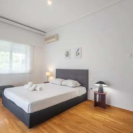 Lovely In Psychiko - Renovation 2025 Апартаменты Афины