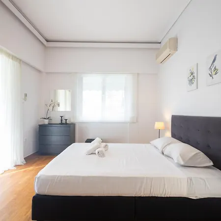 Lovely In Psychiko - Renovation 2025 Апартаменты *