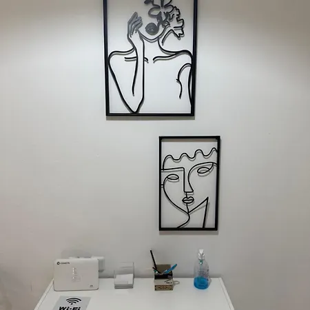Pagrati παγκράτι Apartamento Atenas
