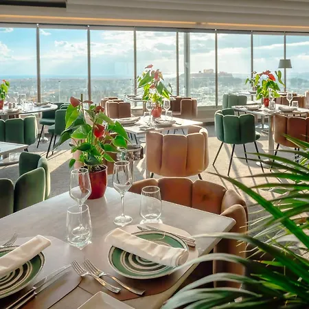 Отель St George Lycabettus Lifestyle 5*