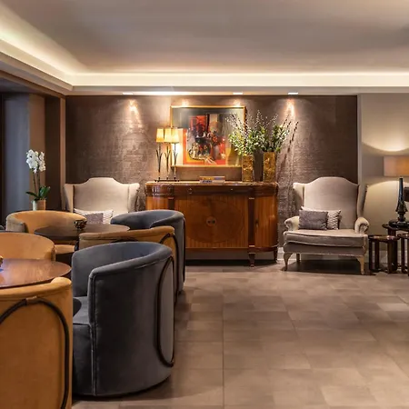 Hotel The Y 4*