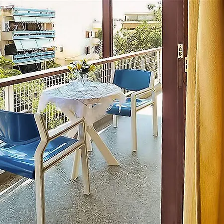 Apart-hotel Zina 3*
