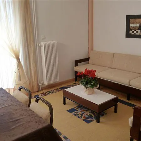 Apart-hotel Zina