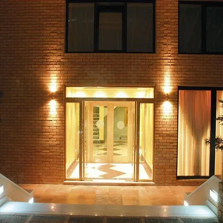 Hotel Nefeli