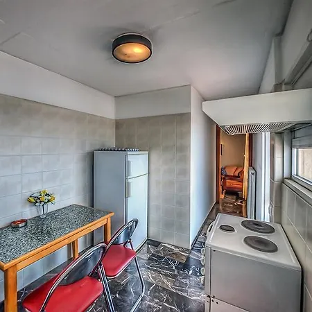 Apart-hotel Zina 3*