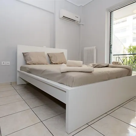 & Parking 100m Kerameikos Metro Apartment Athens