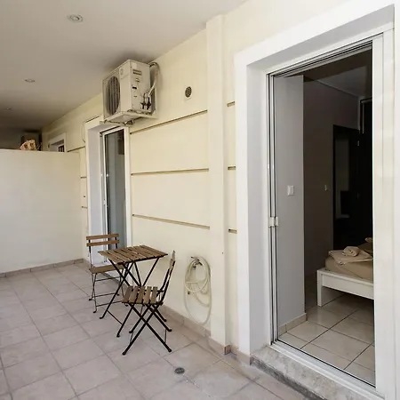 & Parking 100m Kerameikos Metro Apartment
