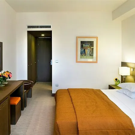 Amalia Hotel Atena