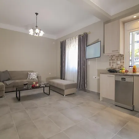 Downtown Rare And Modern Two Storey Building Athen