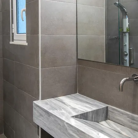 Отель Ad Luxury & 4*
