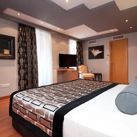 Nefeli Hotel