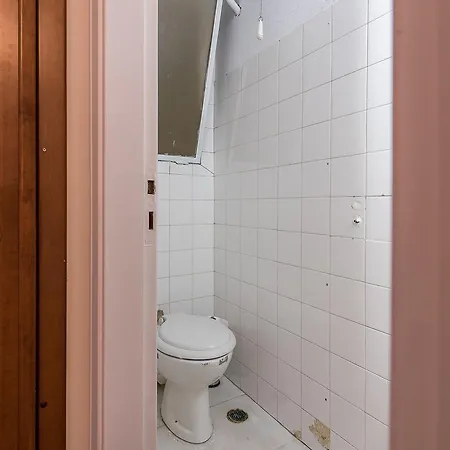 Crown Paradise Apartment *