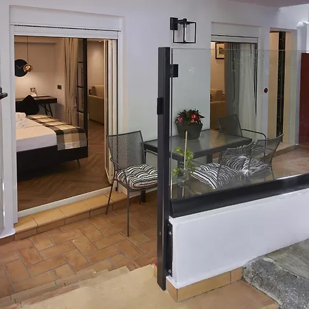 Marble House Hotel