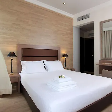 Lotus Hotel Atenas