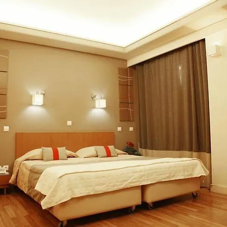 Ariston מלון 3*