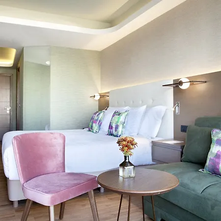 Hotel Wyndham 5*