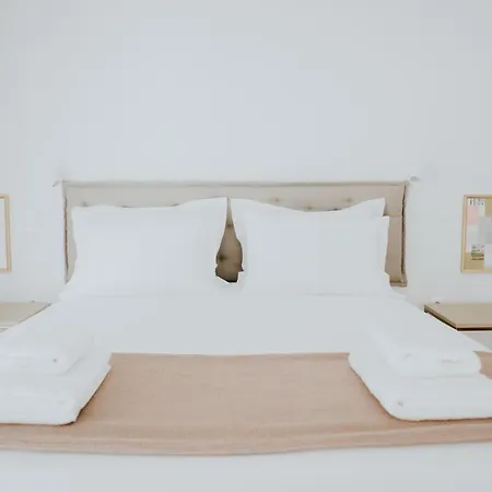 Voulis Attico & 3* Athènes