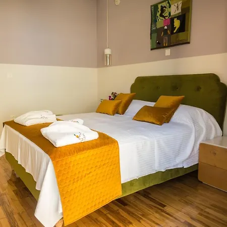 Neratzia Bed & Breakfast Aten