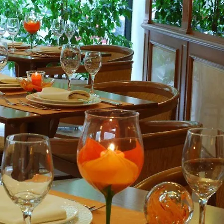 Atrium & Jacuzzi Hotel Athen