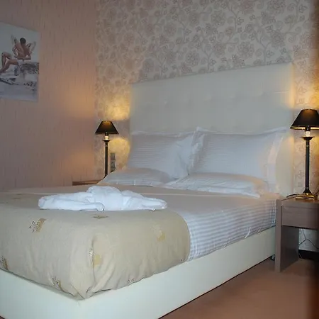 Hotel Lotus 4*
