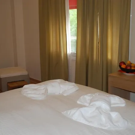 Lotus Hotel 4*