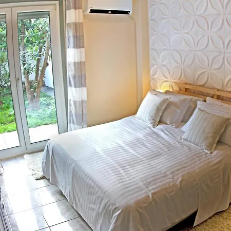 Apartamento Stylish Center Garden Atenas