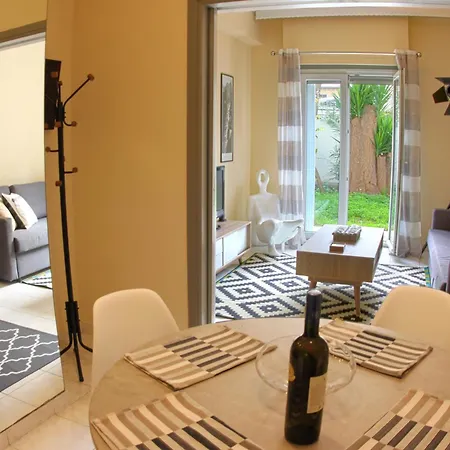 Apartamento Stylish Center Garden Atenas
