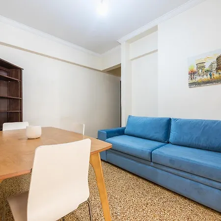 Victoria Apartment