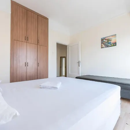 Super Paradise Apartament Atena