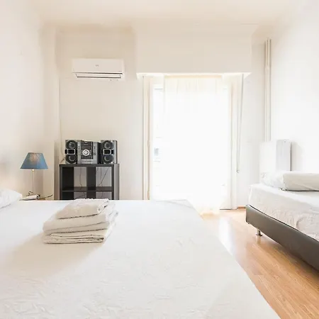 Victoria Apartment