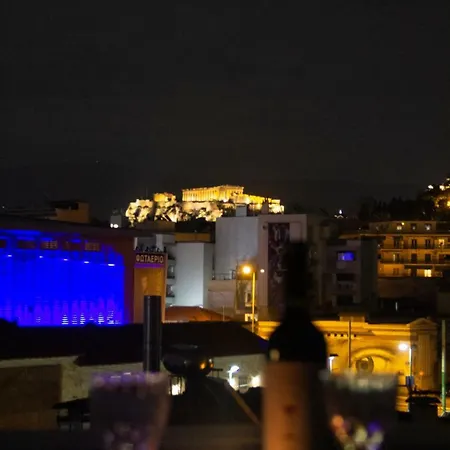 Elegant Central Apartments - Acropolis View & Garden * Atenas