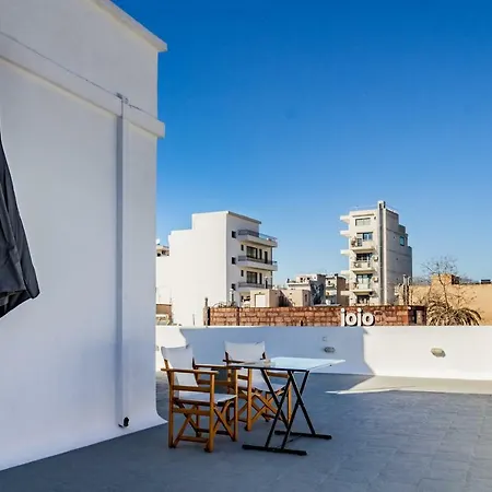 Elegant Central Apartments - Acropolis View & Garden Apartment