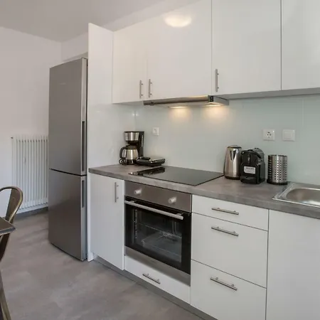 Apartment Roomy And Comfortable Near Acropolis By Ghh Athens