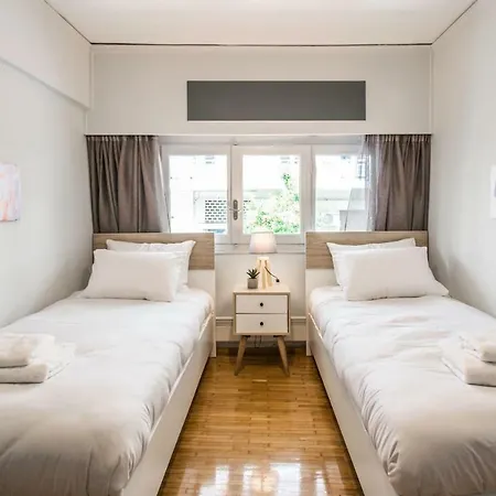 Theseus 2bd Apt Next To Acropolis *