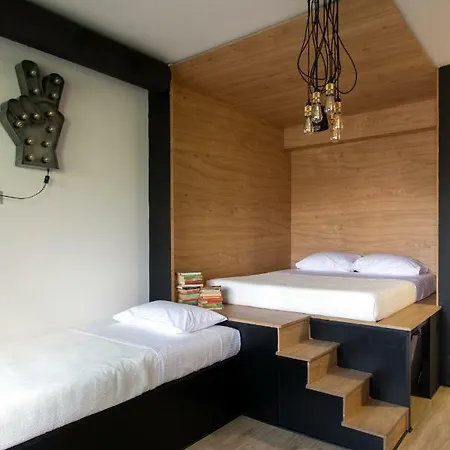 Bespoke House Apart-hotel 3*