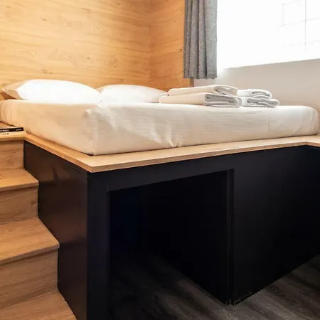 Apart-hotel Bespoke House 3*