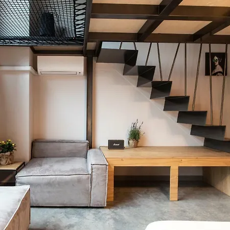 Bespoke House Apart-hotel Atenas