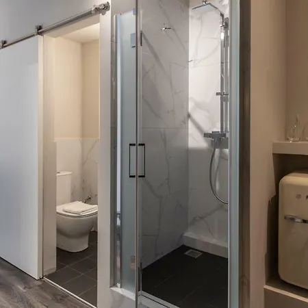 Bespoke House Apart-hotel 3*
